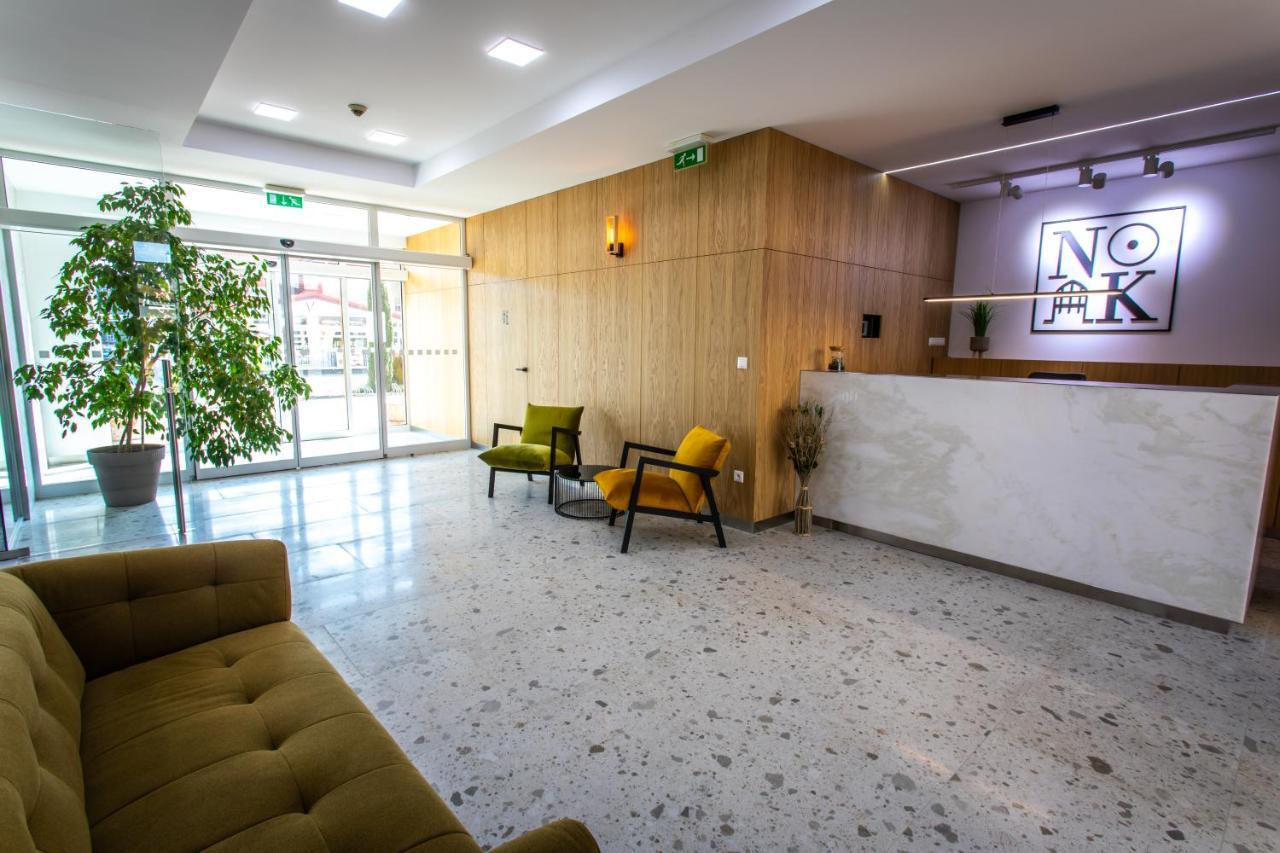 Hotel Novy Kastiel - Self Check-In Topoľčany Extérieur photo